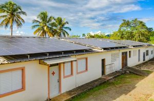 Eigene Strom mit Solarpanels im Kinderdorf Las Palmas